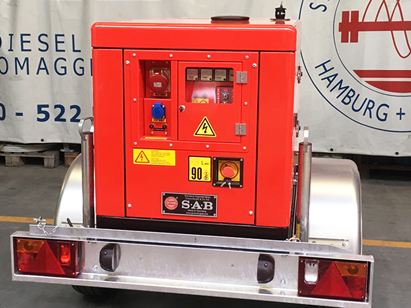 2x12,5 kVA 1-Achs Anhänger für die Stromversorgung eines Hafenbetriebs